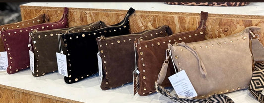 Bolsos Piel Serraje tachuelas