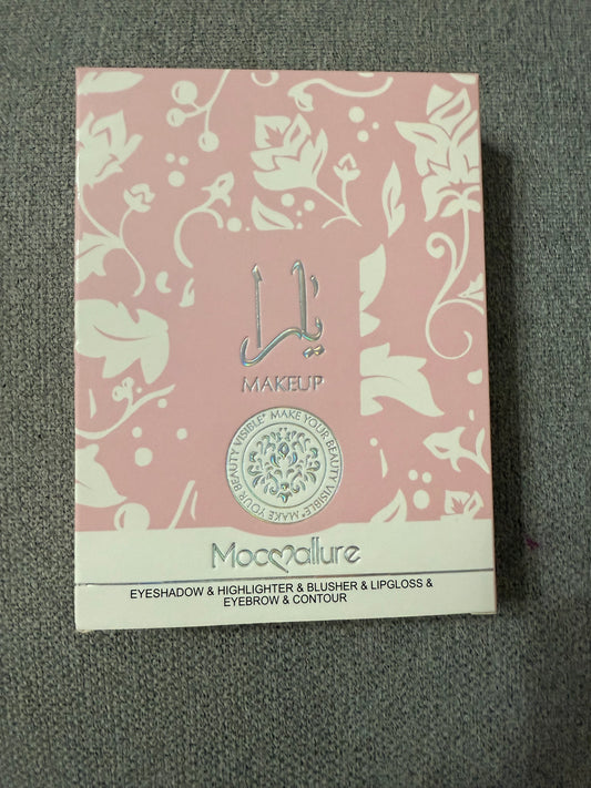 Libro de cosméticos Yara 5 en 1